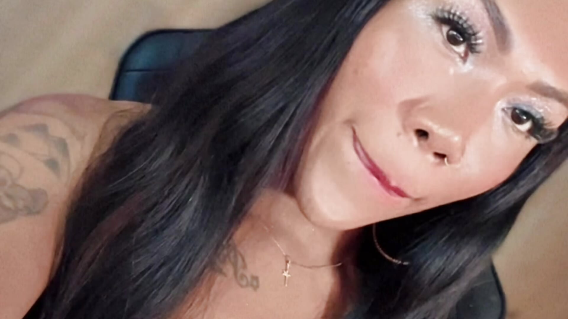 ❤️‍🔥 — filmik PilarBigCockxxx, modela(-lki) na kamerkach