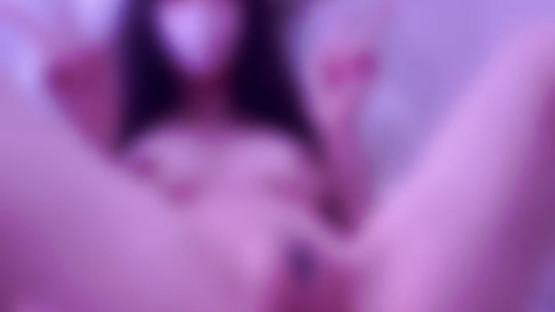 初セックスマシーンで大量潮吹き💕 - milk_Gcup adlı kamera modelinin videosu
