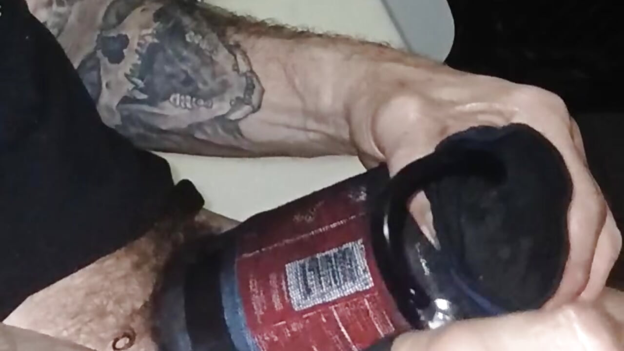 Firestone FiFi AirBag prototype - video của người mẫu cam AllucyLu