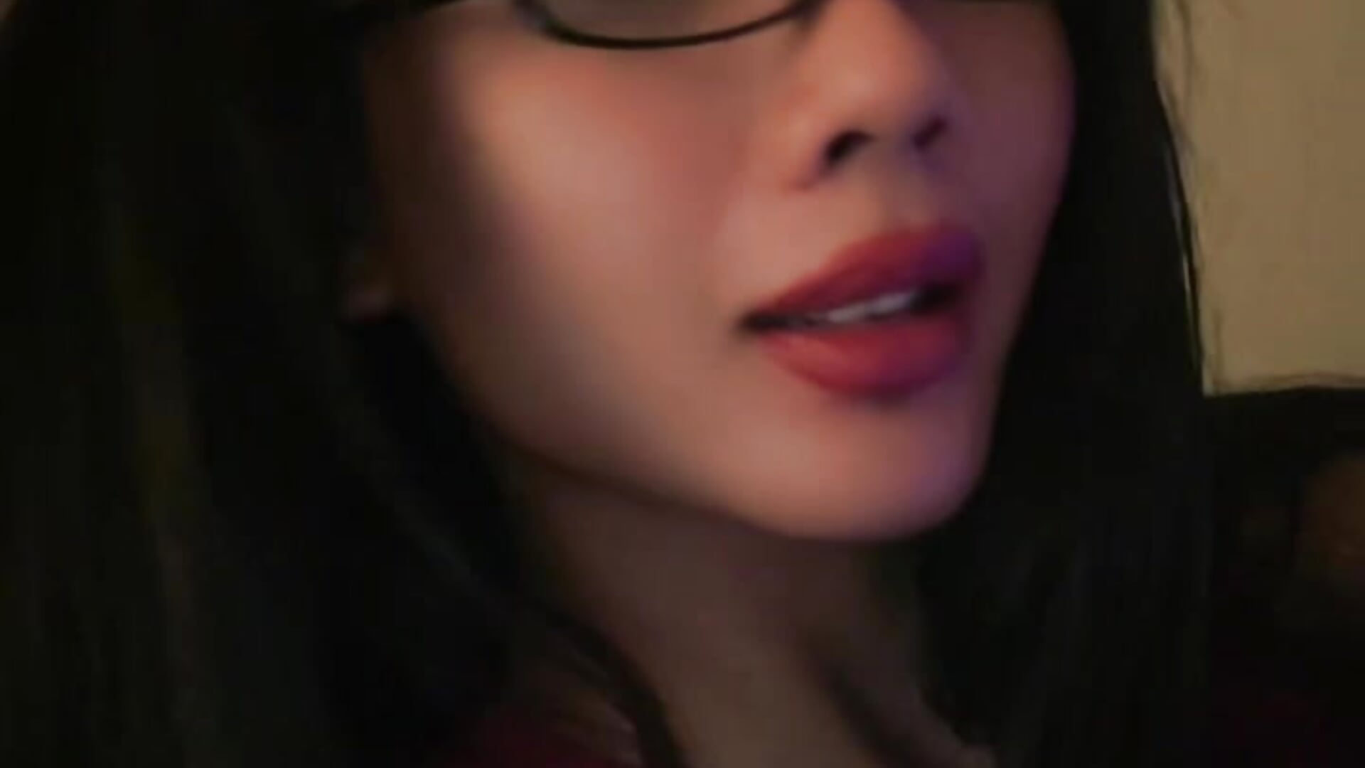 70fc71784a5841ed9a64f45542b27ed9 - devine_goddess adlı kamera modelinin videosu