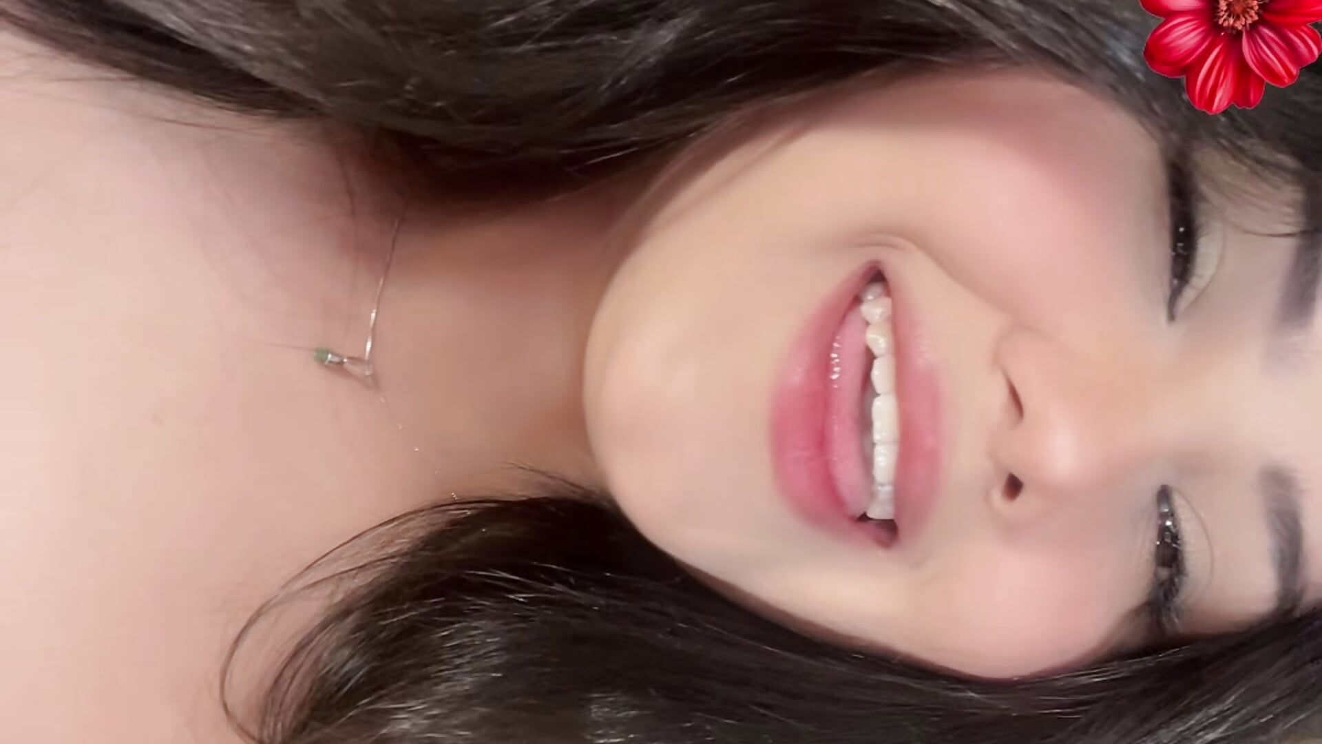 kisses for u - vídeo de la modelo de cam MilyCortt