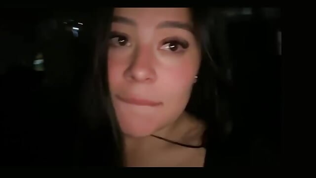 Hello 🌸 - video của người mẫu cam Dafne_Grace