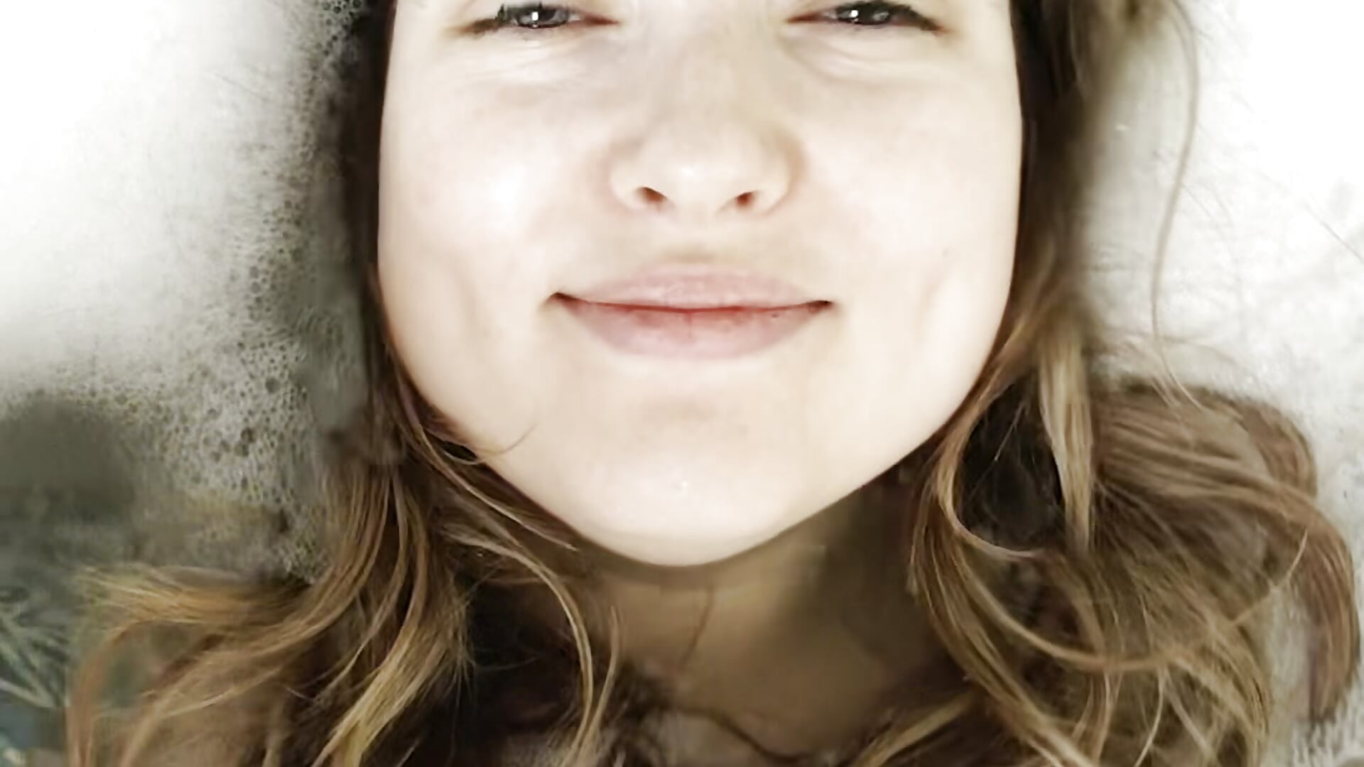 love my Bathtube - video van MyMegann cam-model