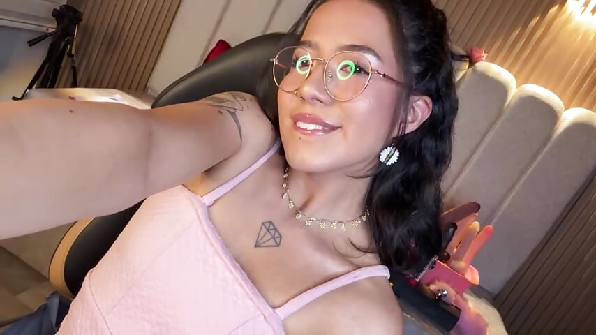 You are not a whim, you are a plan that writes itself 🍭 - Vídeo de Lynn_turner, modelo de vídeos