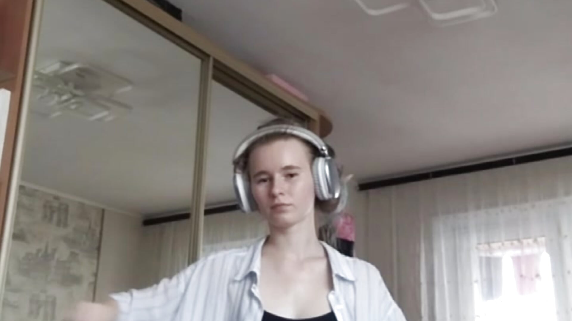 Just dance! - vídeo de la modelo de cam MoranaBetony