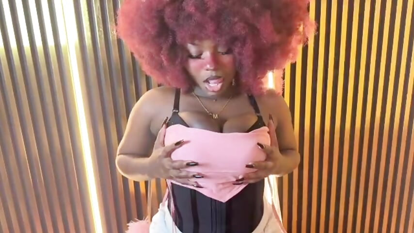 Sexy babe 🔥 – видео вебкам-модели Sotf_Charlotte