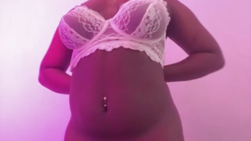 Choose your favorite bra, and enjoy the latest 💦💦 - video od modelky/modela Sotf_Charlotte