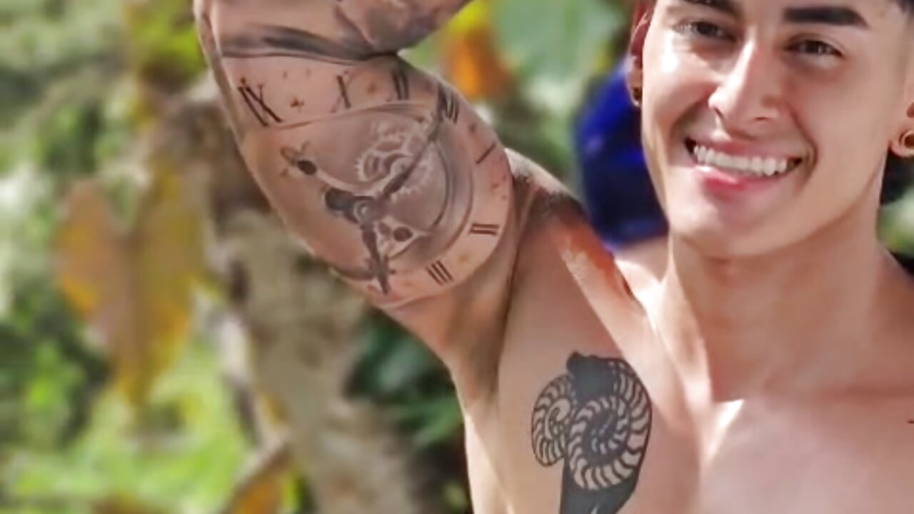 WhatsApp Video 2026-01-23 at 4,29,11 PM - vidéo du modèle de showcams TAYLOR_MCLANE1