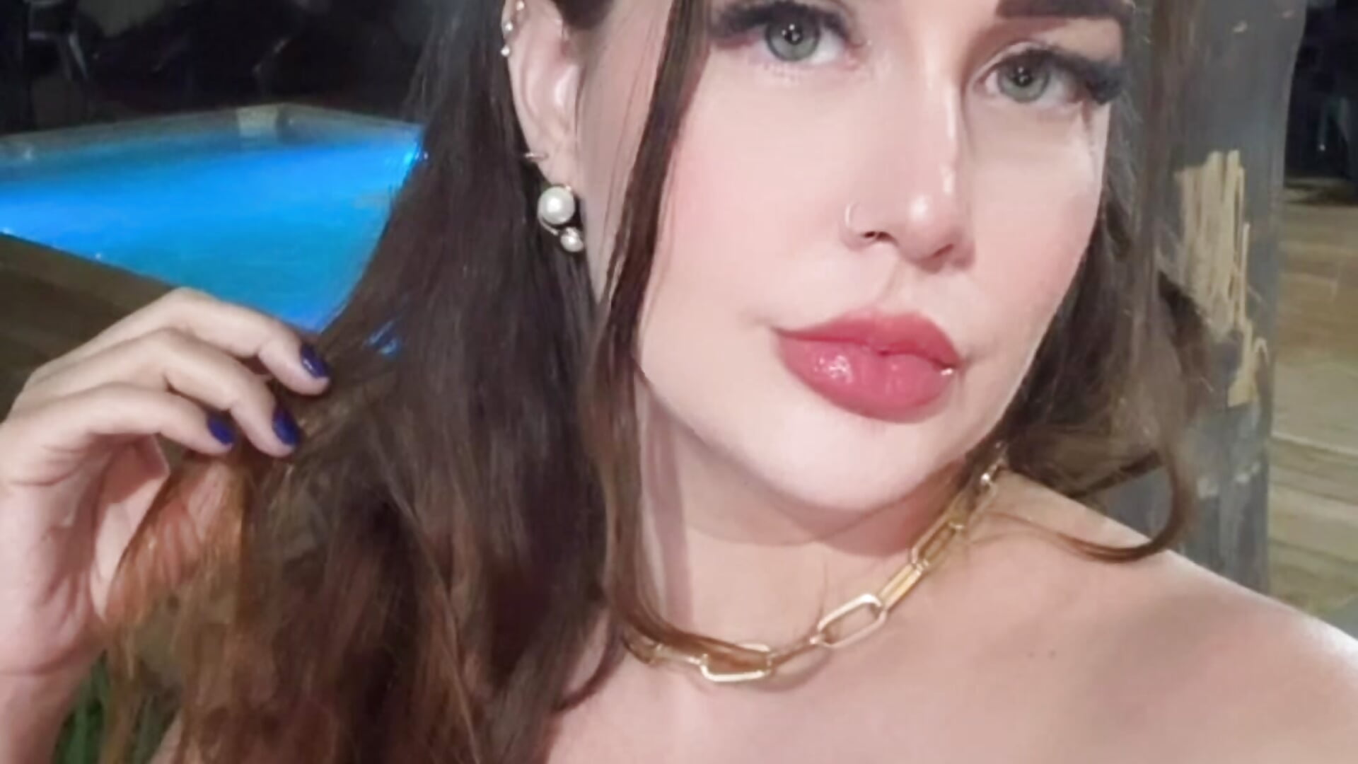 51D5C4FB-3C89-4034-9C6A-098BA327554D.mov - Vídeo de juliasanto, modelo de vídeos