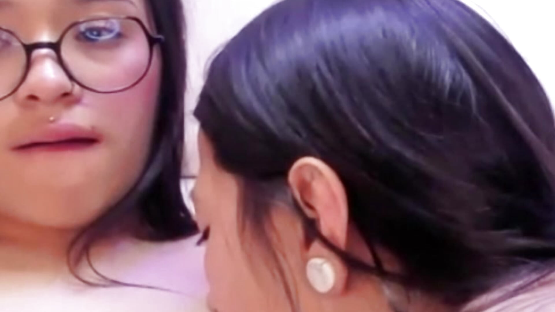 I love her beautiful tits! I want to suck them all 🍒💦 – видео вебкам-модели double_temptation_