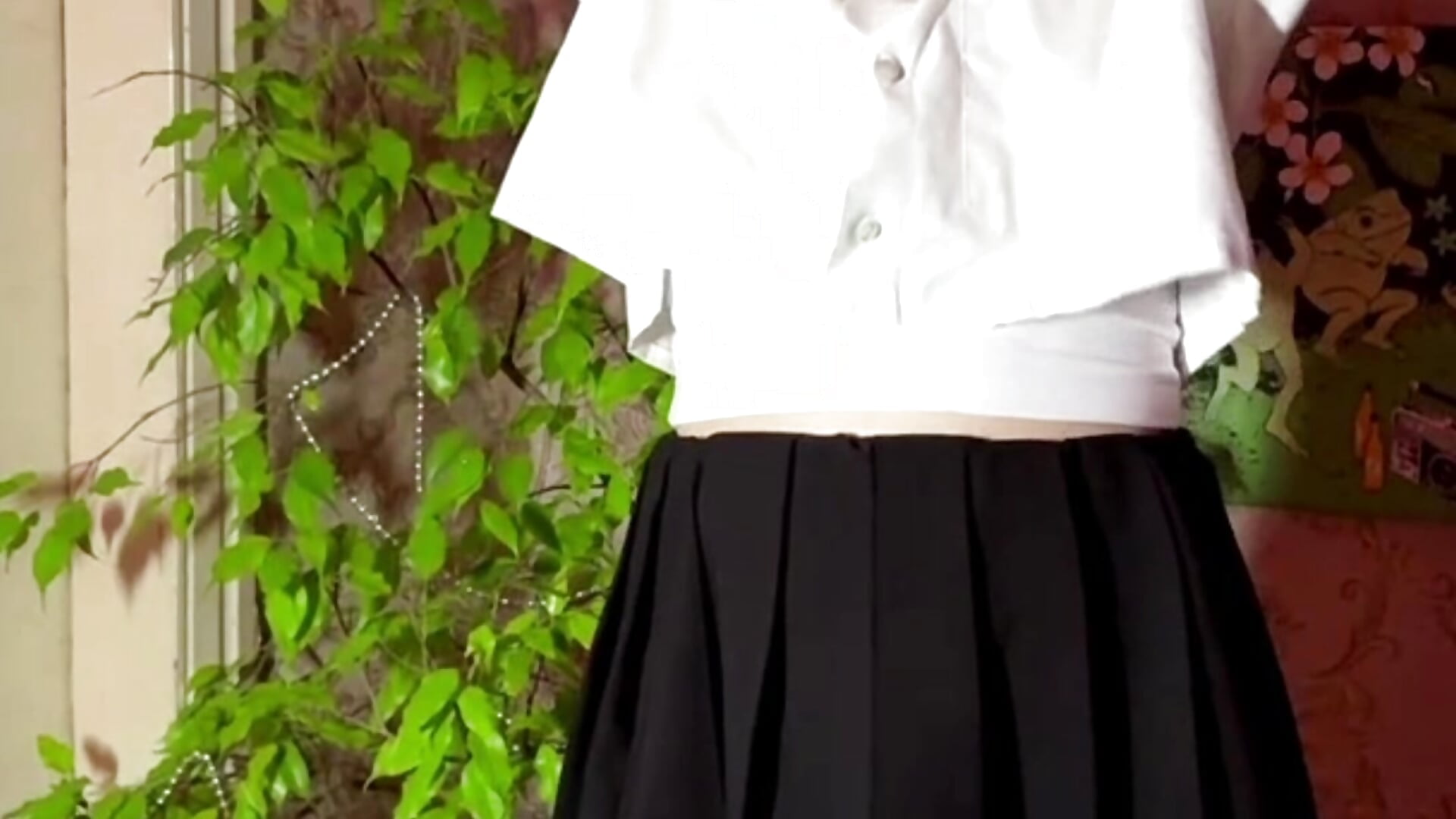 Hello! How about to some fun today? Shall i wake up my neighbors with my moans - video by LaurynGeisinger cam model