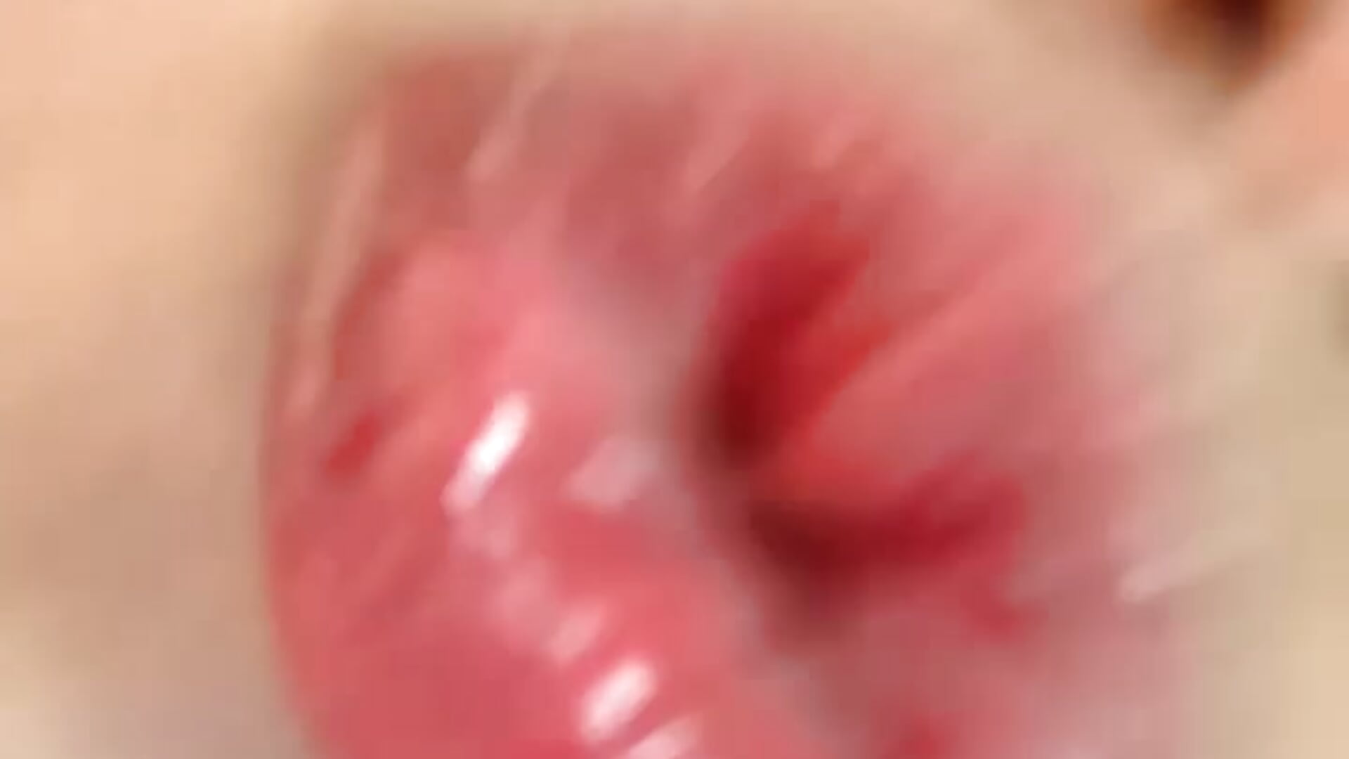 Kiss - βίντεο μοντέλου samatnha_venga