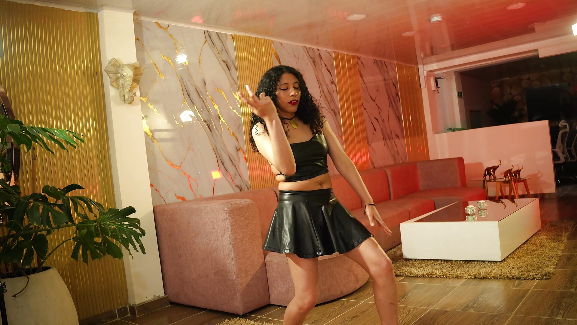 Me - ক্যাম মডেল Atenearouse-এর ভিডিও