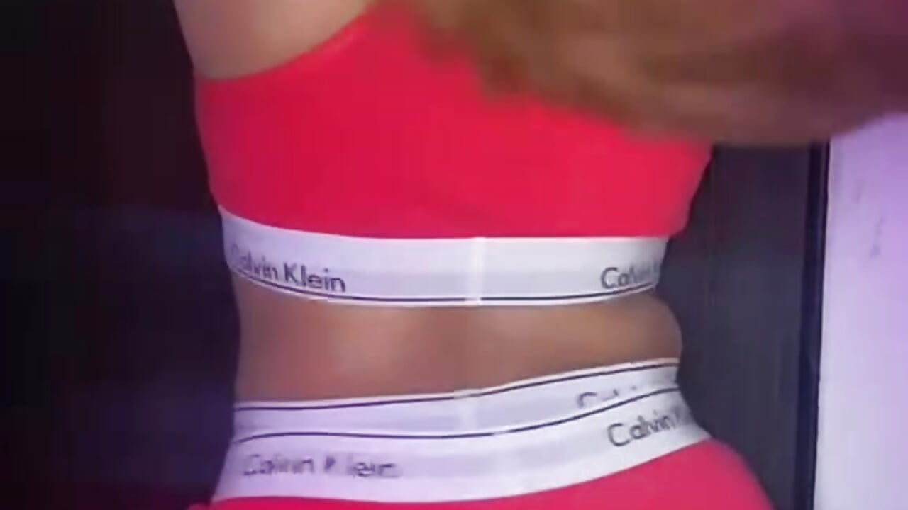 Shake It Shake It 🍑🔥 - vídeo de la modelo de cam Kendal-Ross