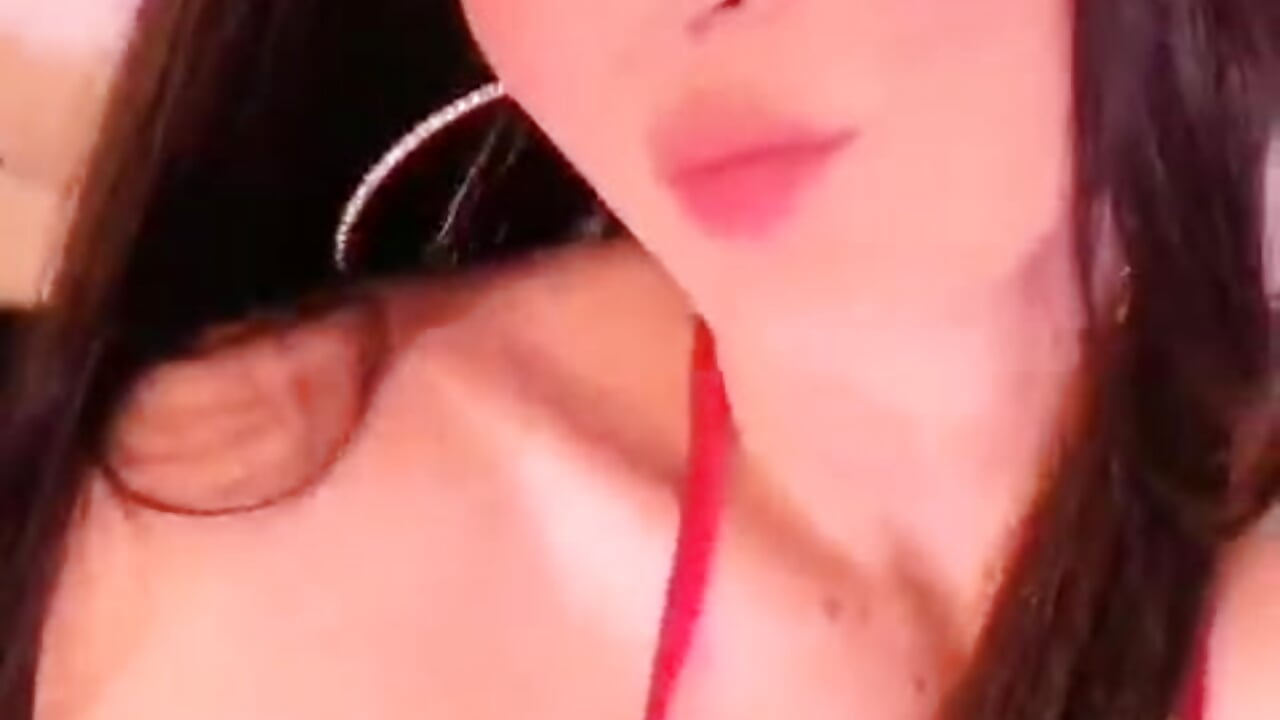 sensual 🥵 – video modela na kameri _sailethh