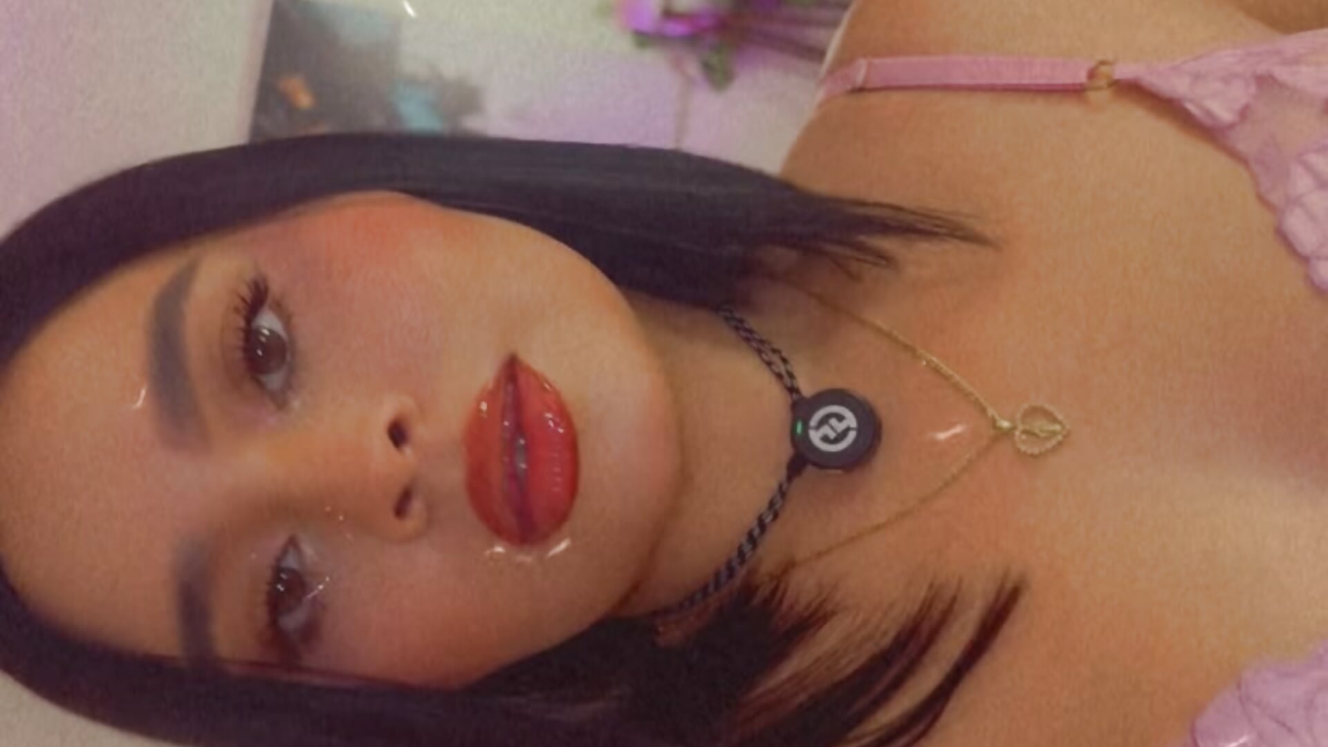Kisses 💋 - video của người mẫu cam SofiaCortes4