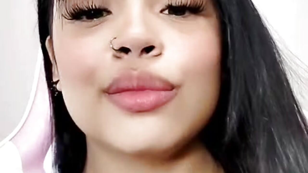 Hola qué tal - vidéo du modèle de showcams Mia_rou