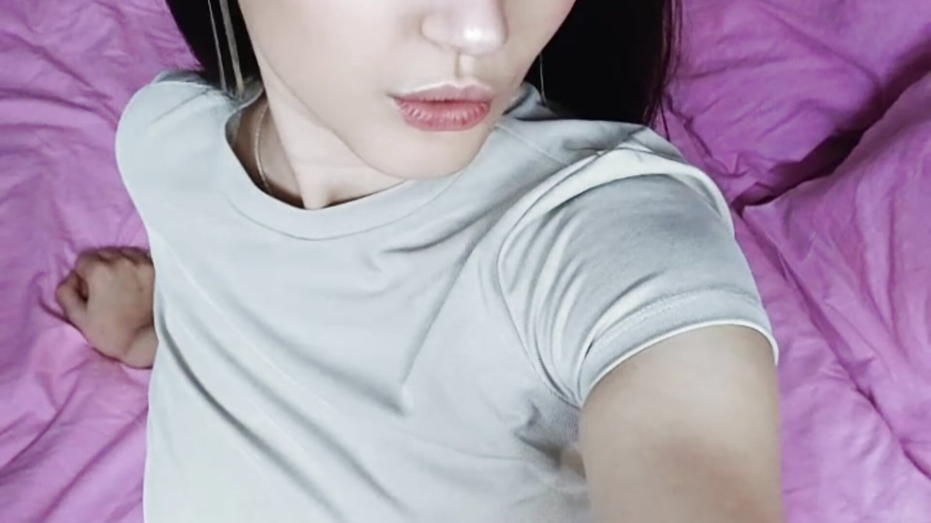 How do you like my eyes? - βίντεο μοντέλου Emily_Cesoni