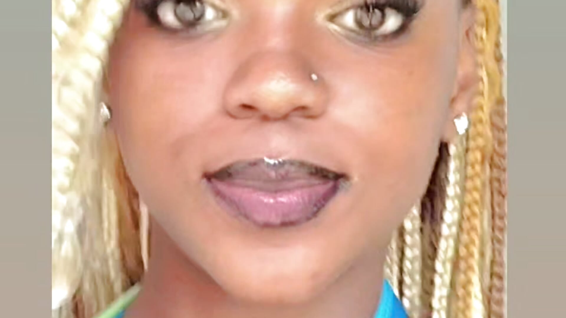 Zee - video FlameZee kameramallilta