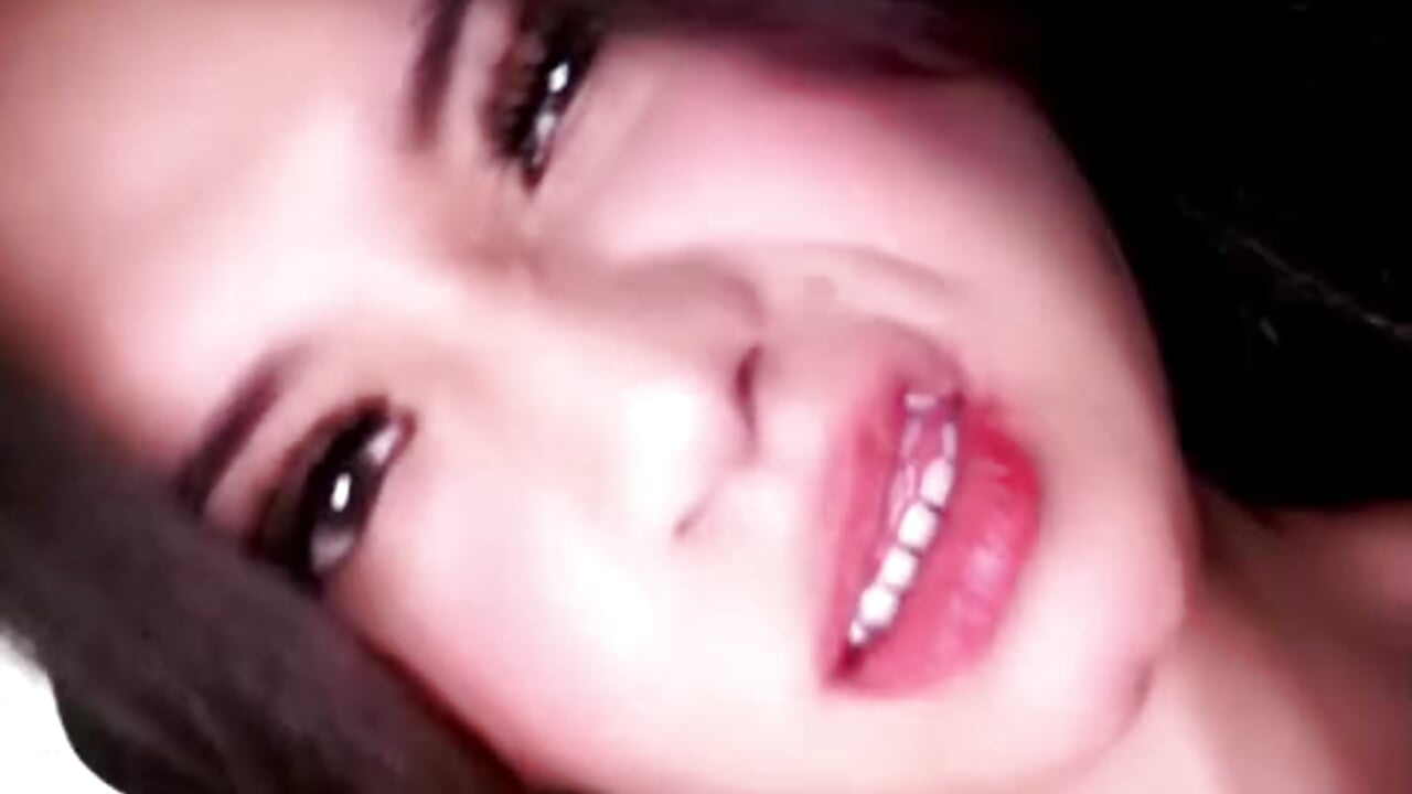 💋 - video oleh model kamera CelesteeRosee