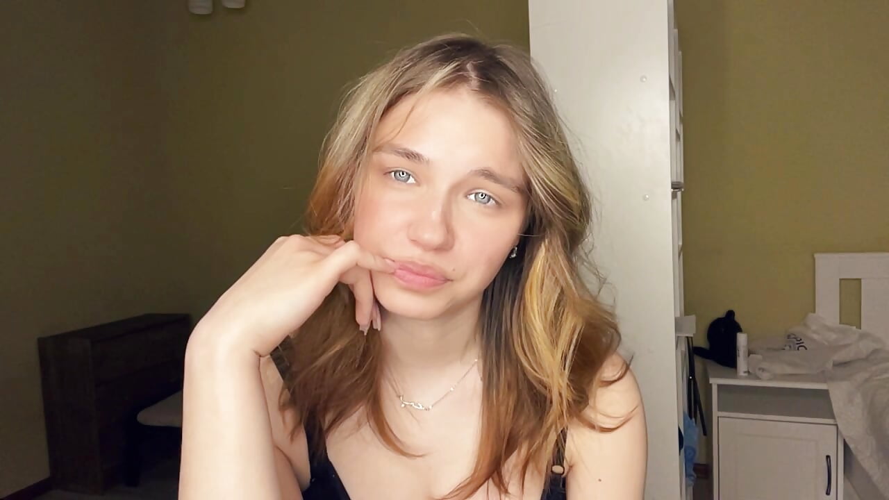 Drop of Eternity - clip cu EarthaStinett model videochat