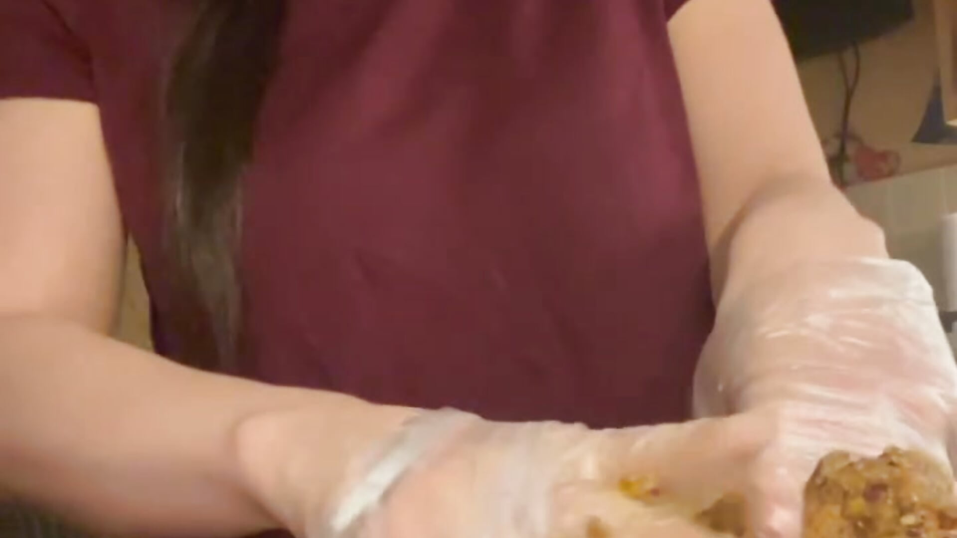 Let's cook together 😋 - video của người mẫu cam Leia_Prana