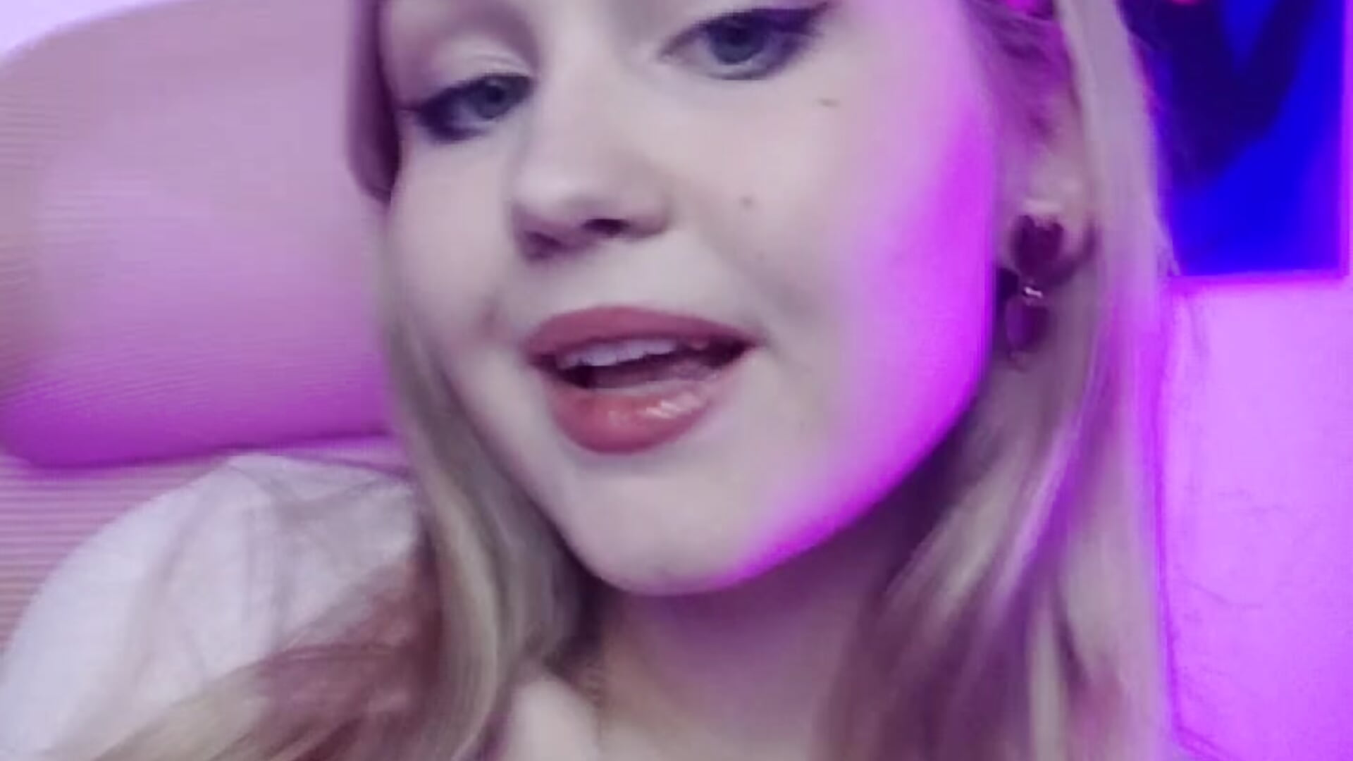 just me <3 - clip cu FallenLane model videochat