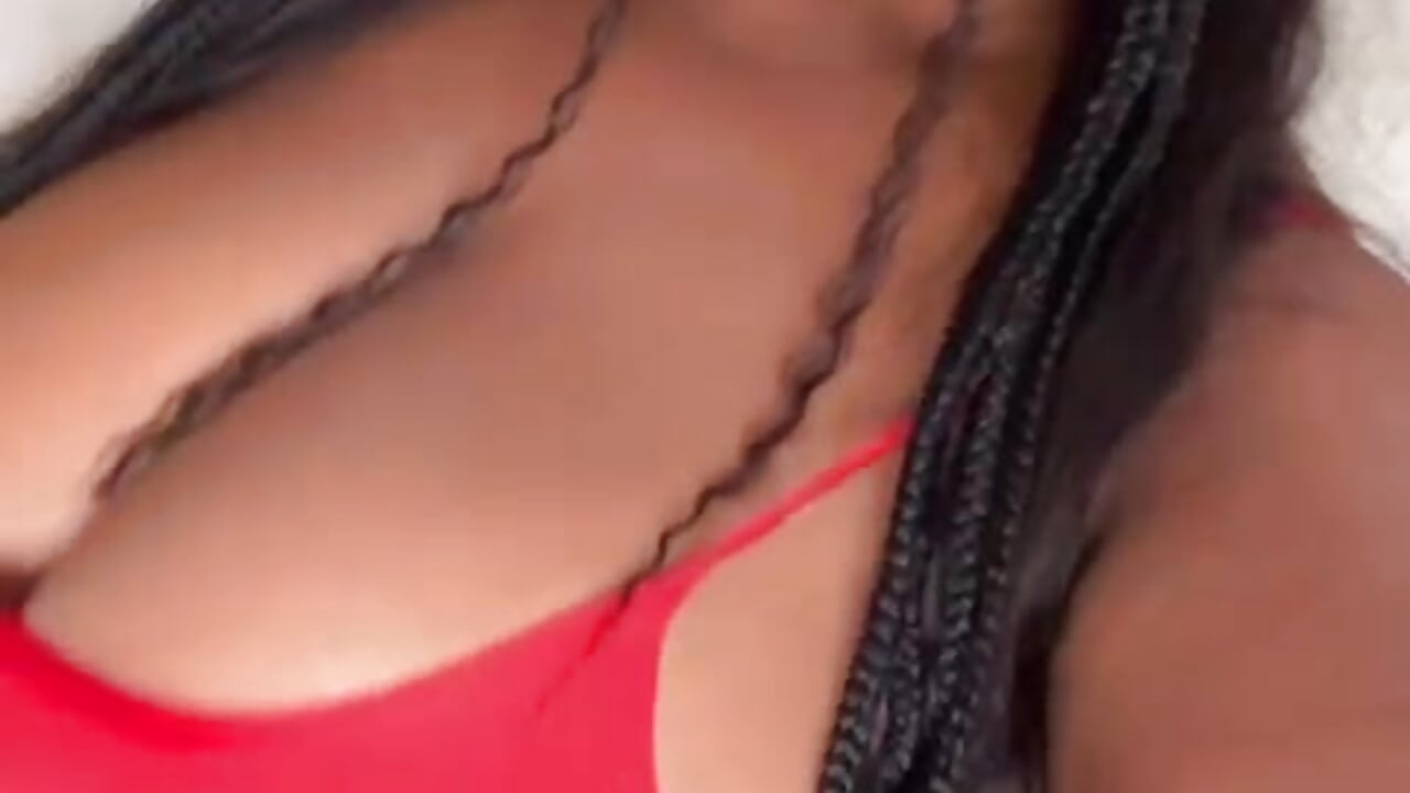 WhatsApp Video 2026-02-08 at 6,39,54 AM - video oleh Charlotte-Wright kamera model