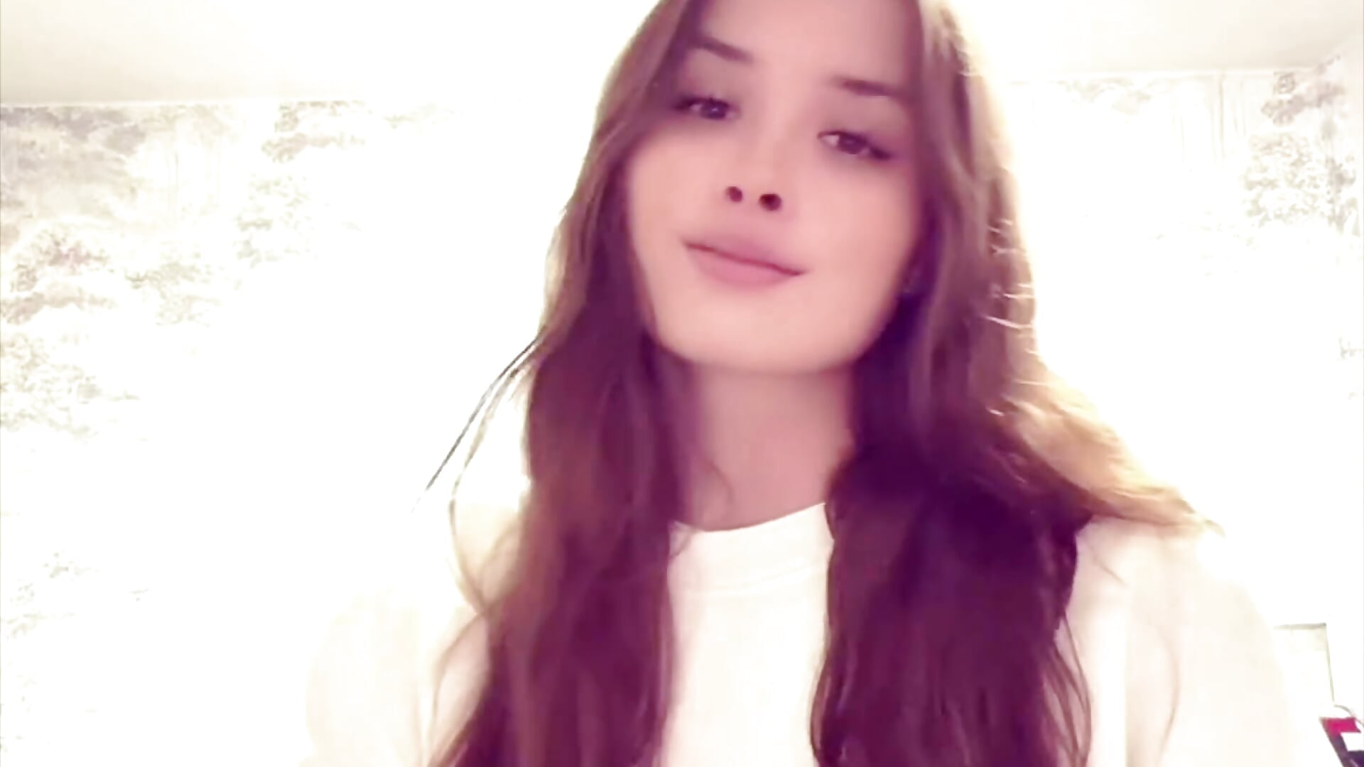 kiss me! - video av SuzannaFiallo cam-modell