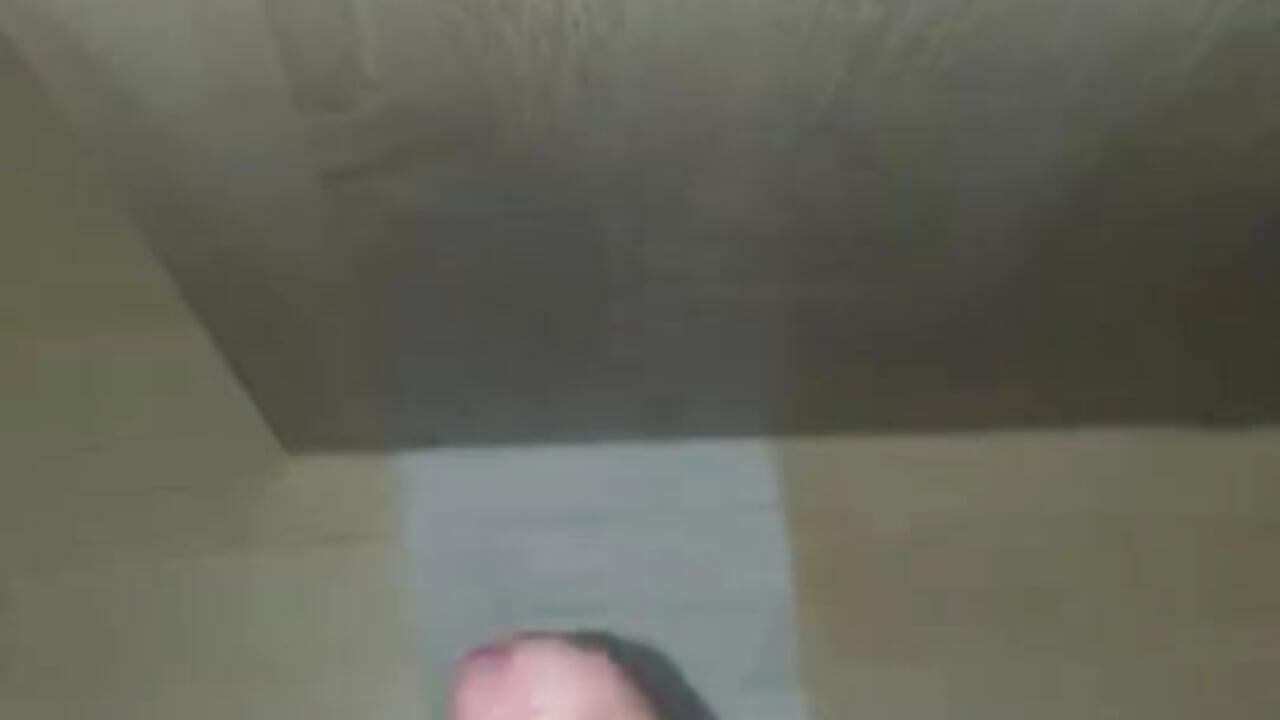 Gegen Schrank spritzen – video od webkamerové modelky dauergeil29