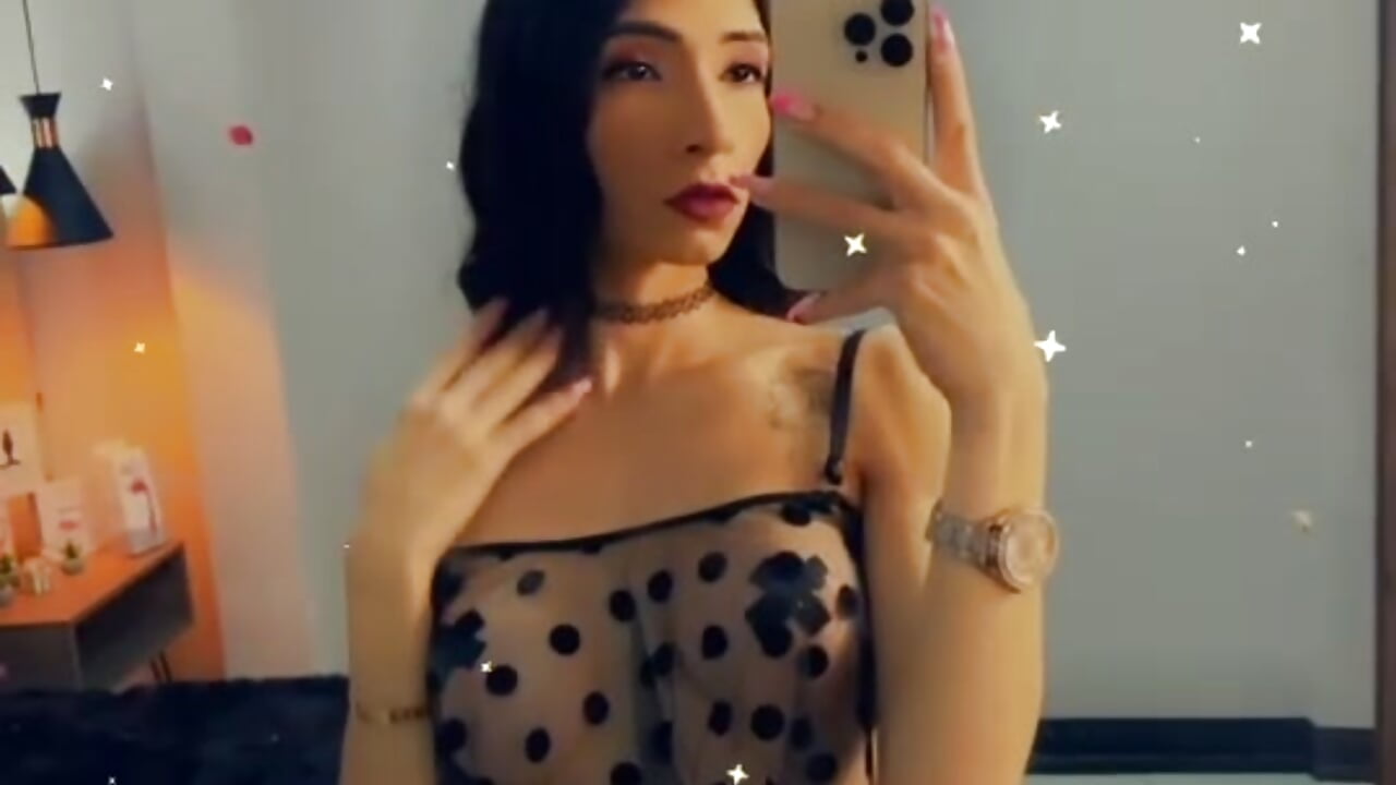 ♥ - video by kylliefox_ cam model