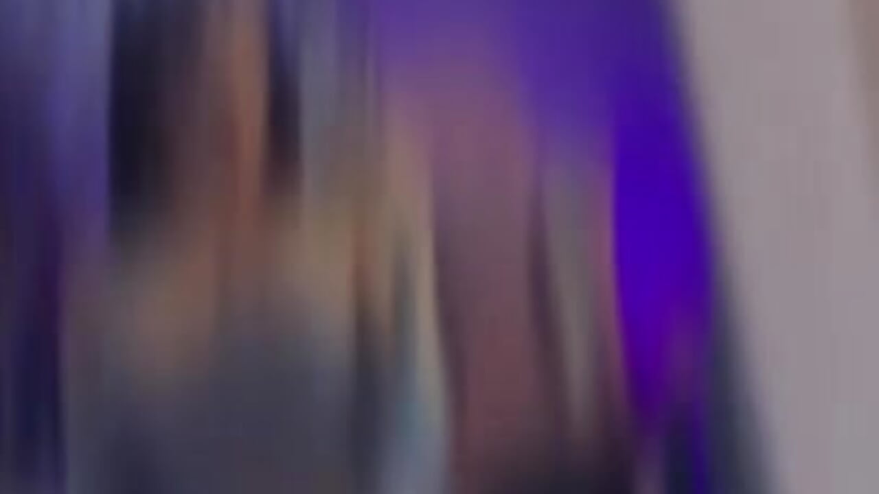 Is this okay or do I have too many clothes? - video by kylliefox_ cam model