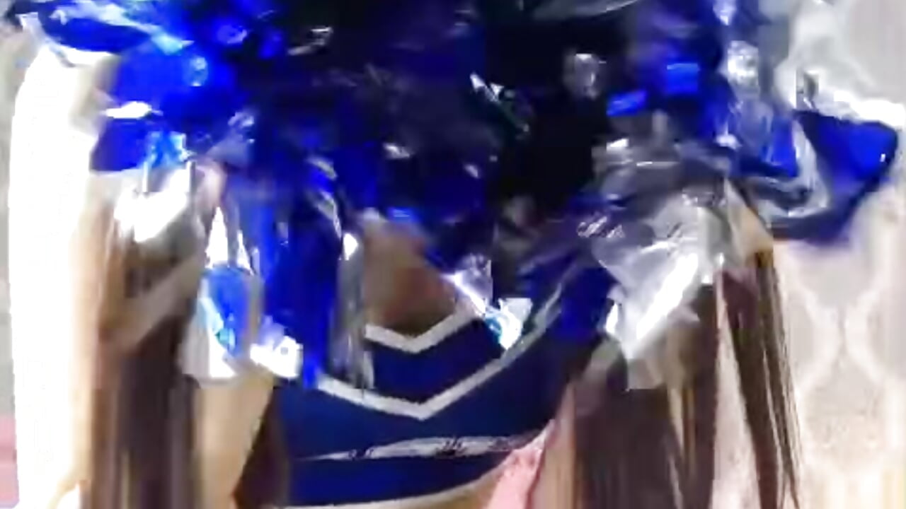 Cuttie cheearleader💙🌺－カメラキャストのdolly_kitterの動画