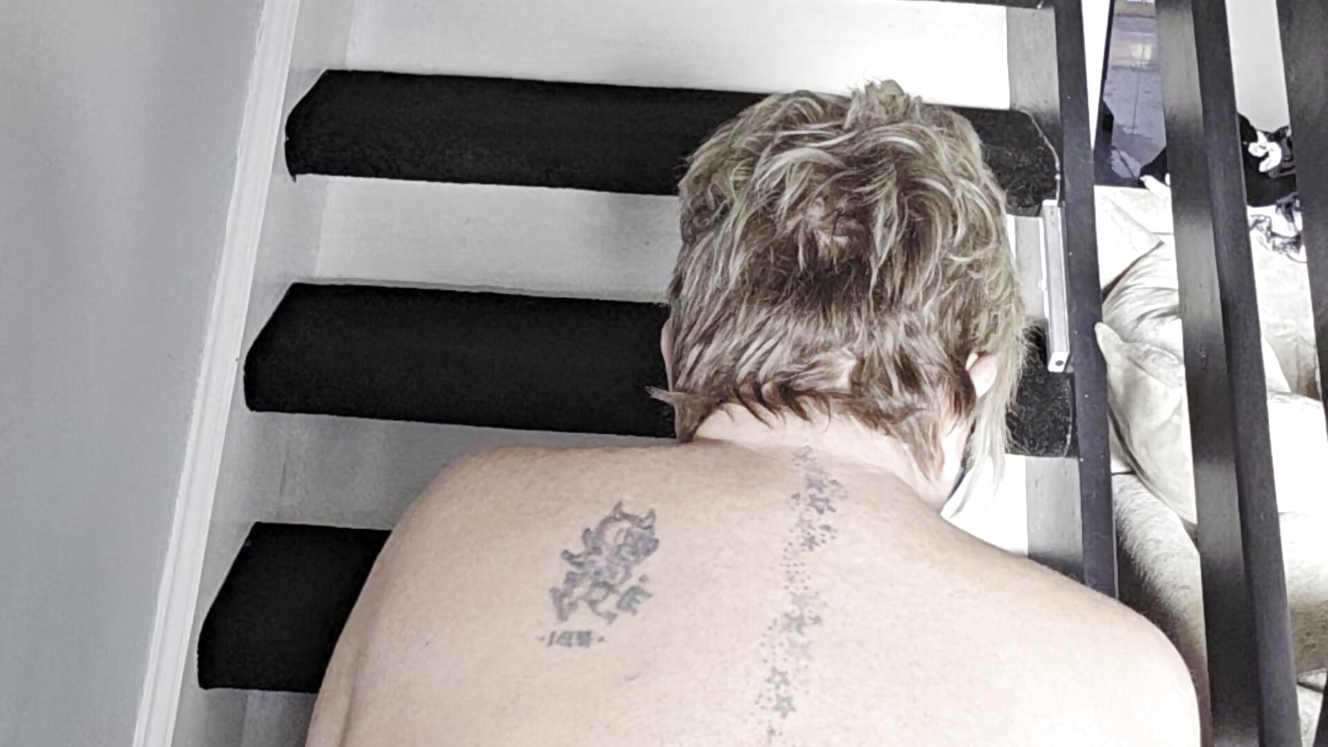 20260116_132746 naked hoovering my stairs - video av BridgetBlueEyes cam-modell