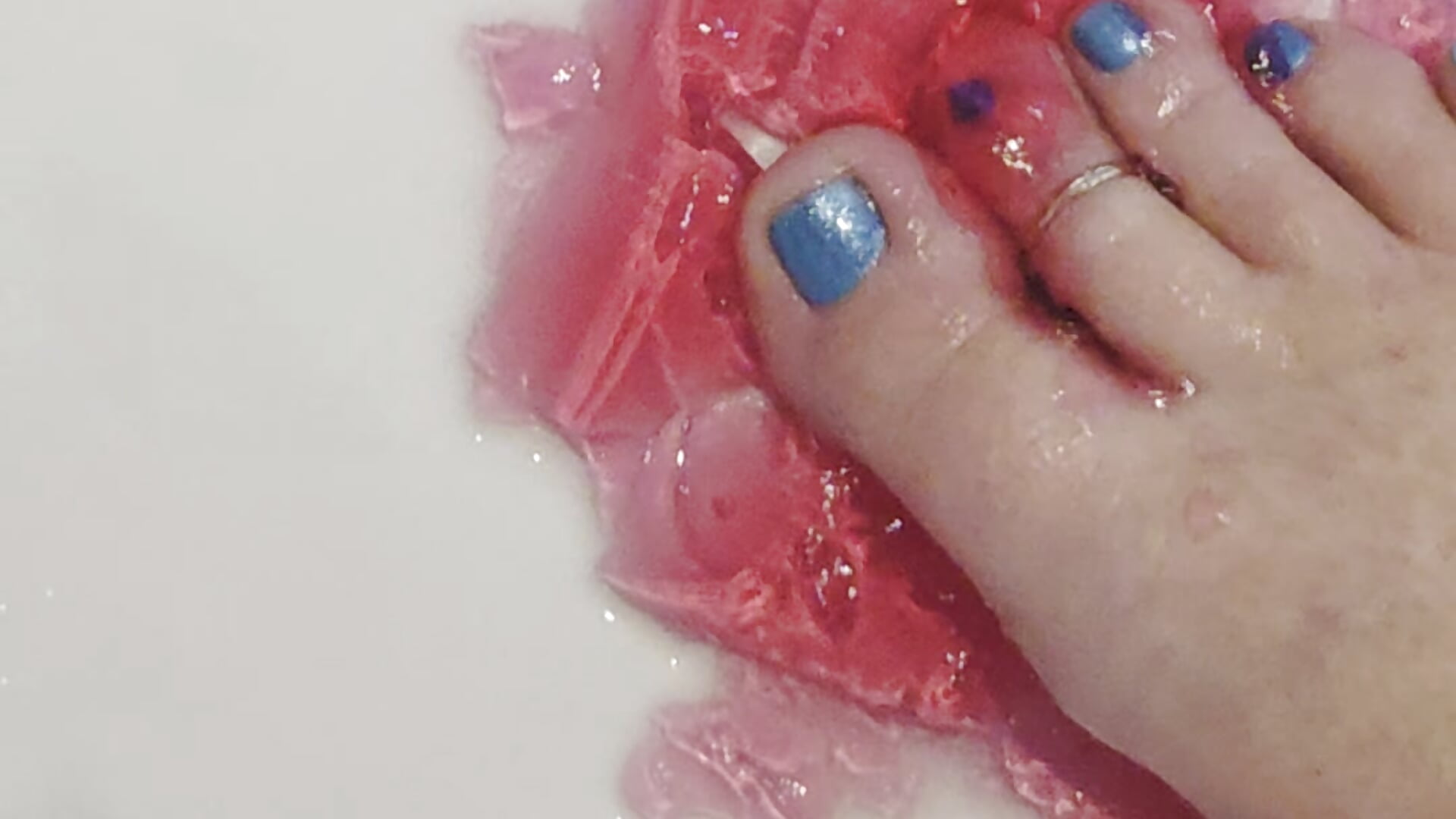 feet jelly splosh– BridgetBlueEyes kameramodell videója
