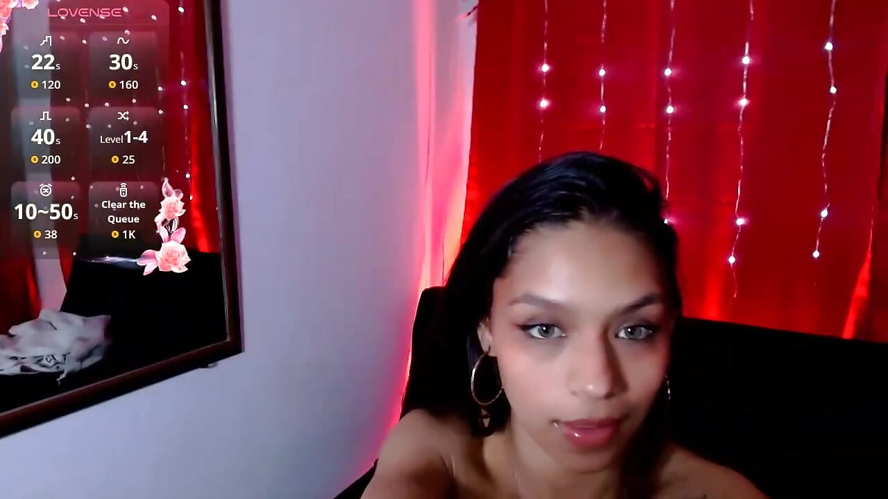 They controlled my vibrator and I went crazy - Ambersweet_At 캠 모델의 동영상