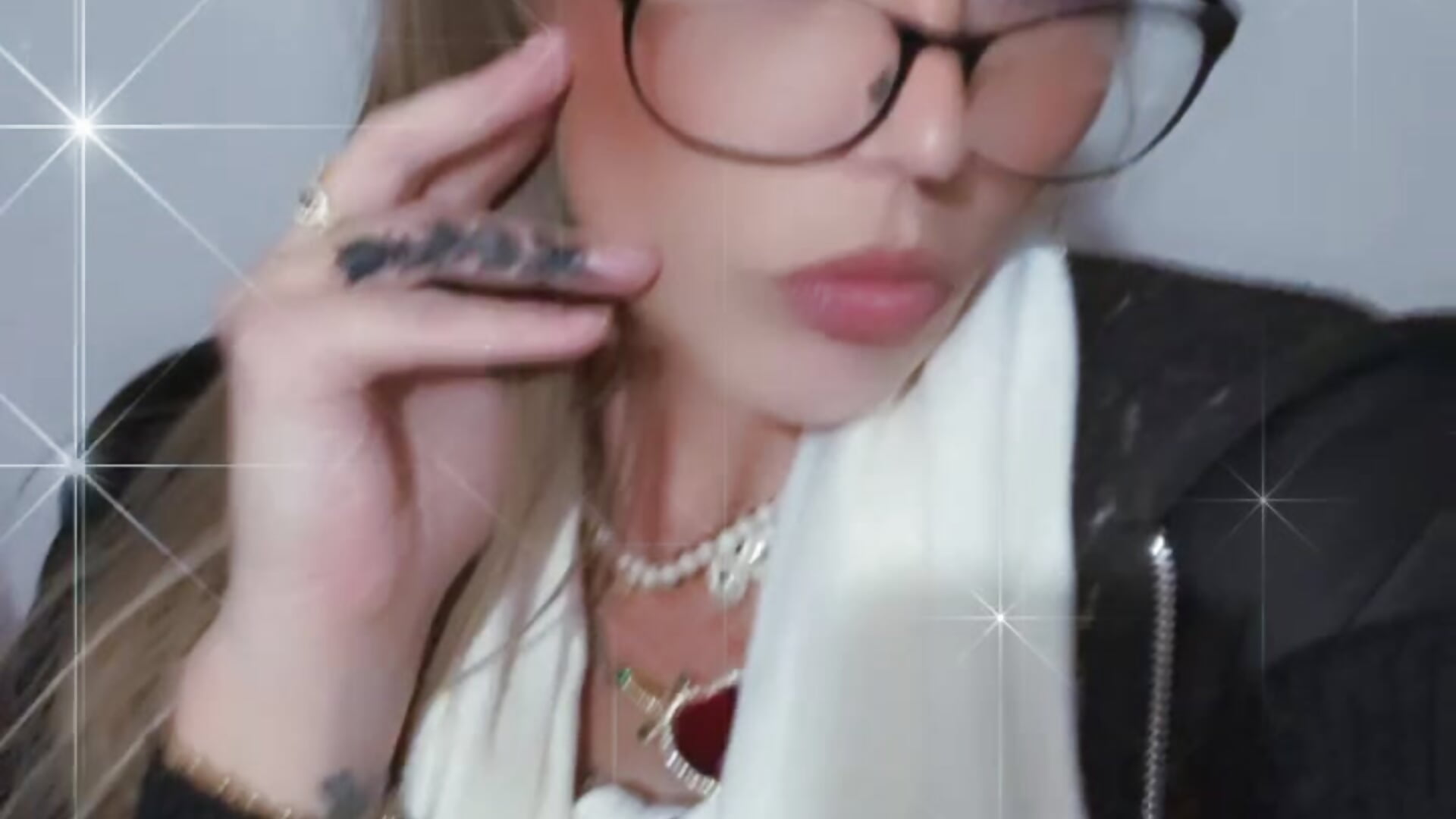 MIX N MATCH - βίντεο μοντέλου VANTABLACKXXX