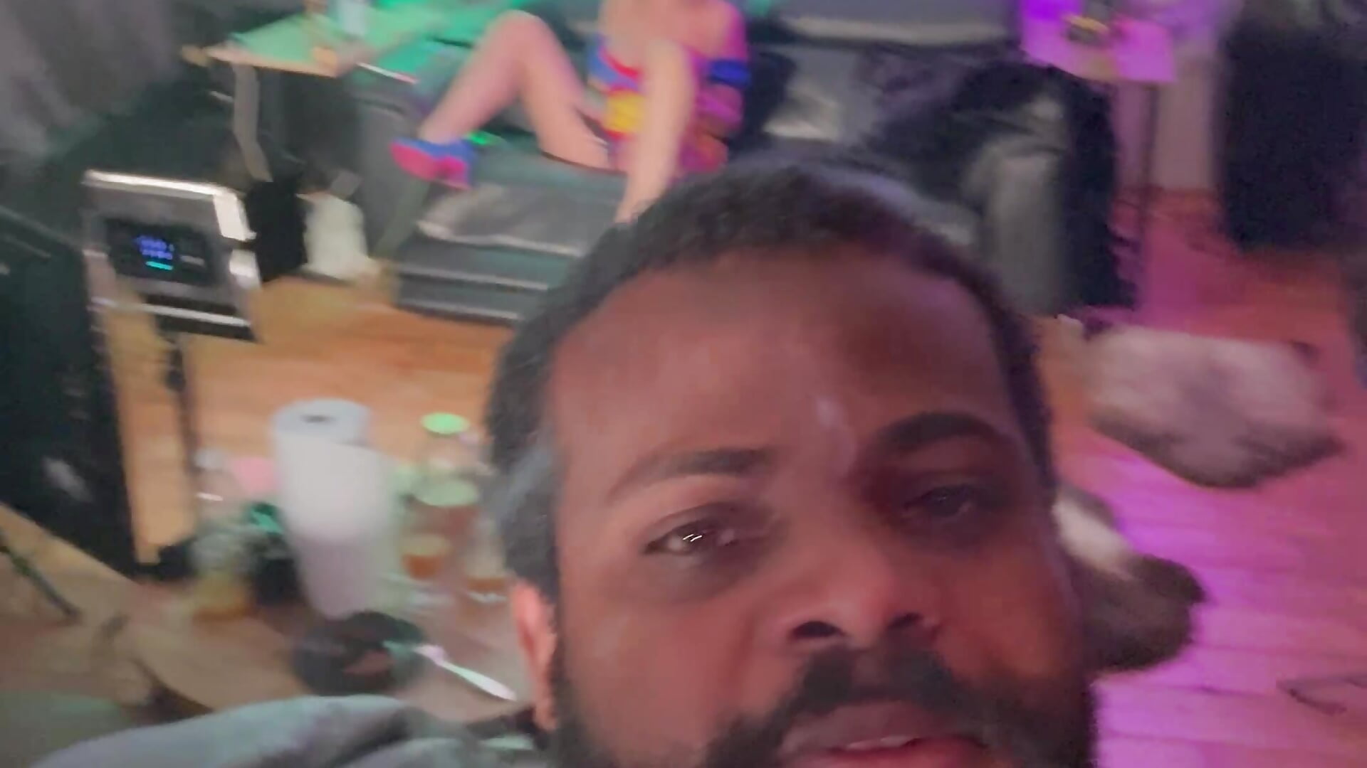 BigCatXL SMOKEing - วิดีโอโดย BigCatXLOfficial โมเดลแคม