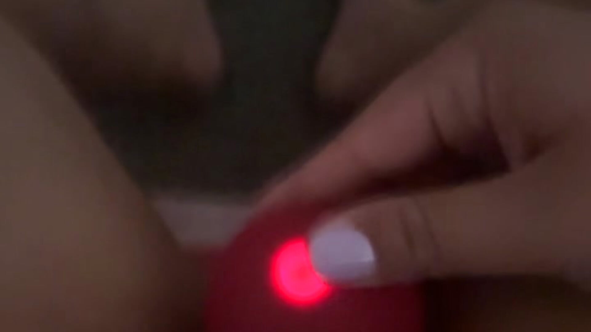 I’m so horny 😩 - video by goldieblunt cam model