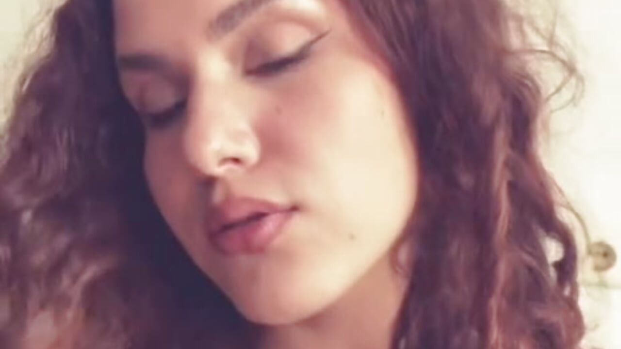 IMG_9786 - video by Lili_Torin cam model