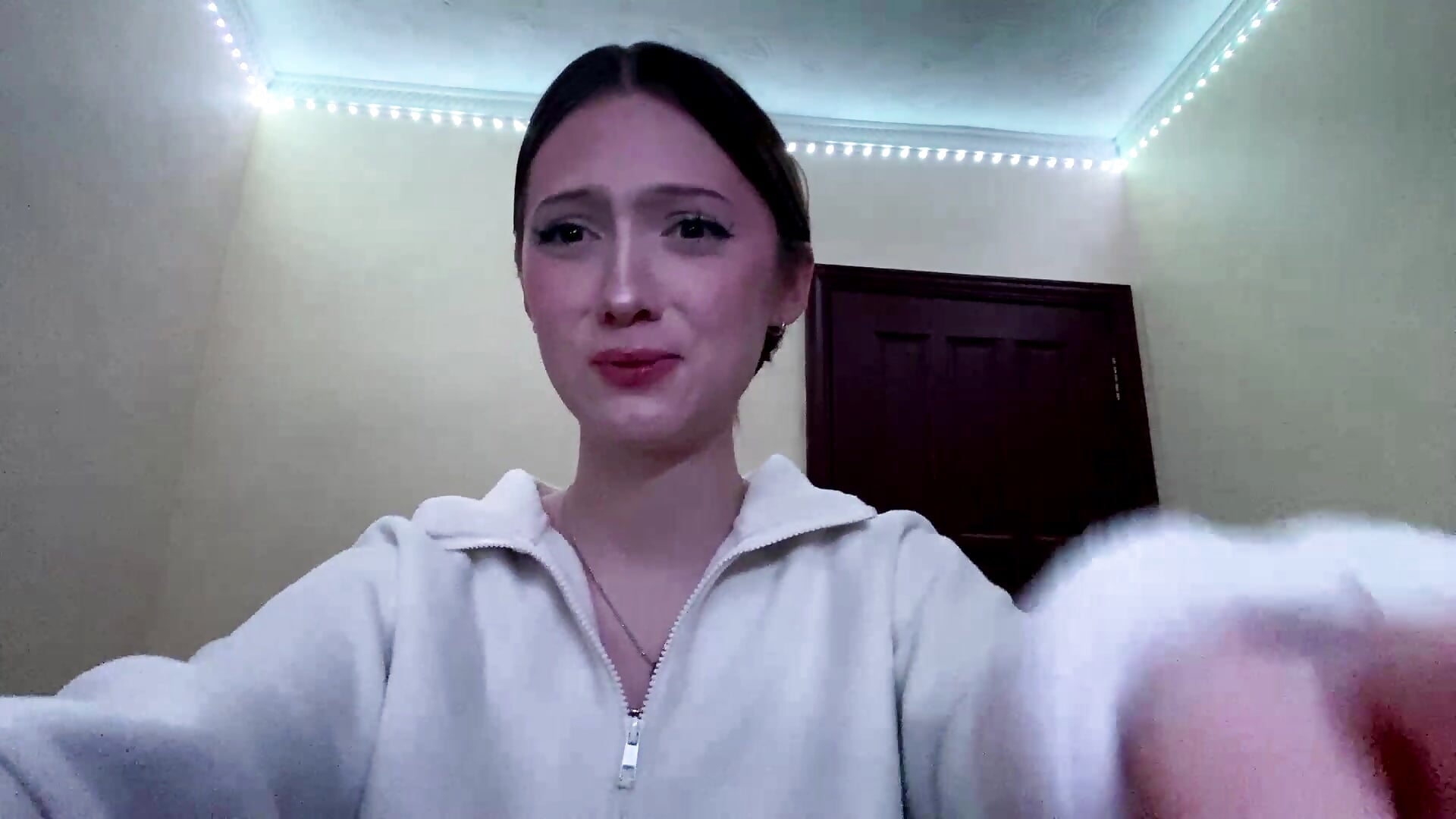 review of my outfit - video di BowingSetup modella di cam