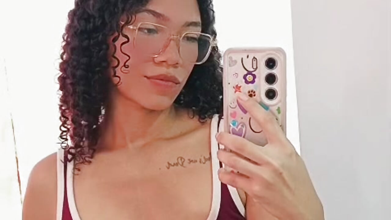 ❤️‍🔥 - video zuri-28 kameramallilta