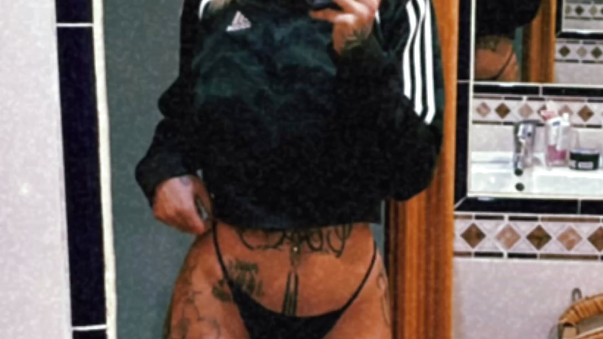 Tatuajes? - video by Anastasia_love_11 cam model