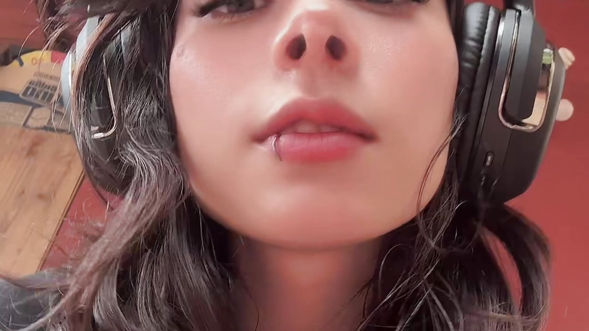 :) - video Isalove99 kameramallilta