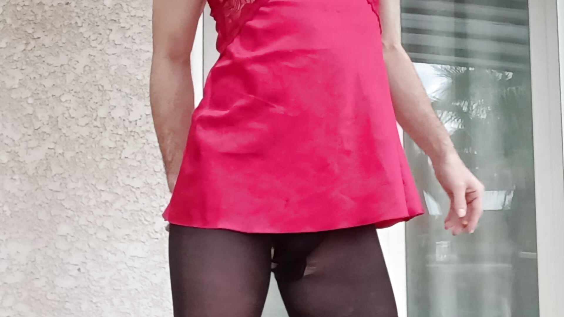 1000005645 – video od webkamerové modelky johnlingeriehot