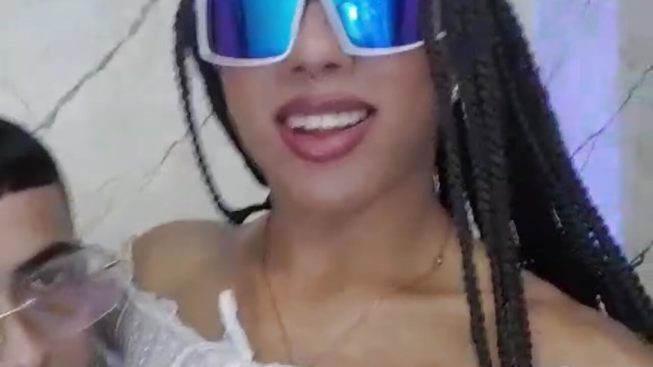 THE_PERFECT_COUPLE_12