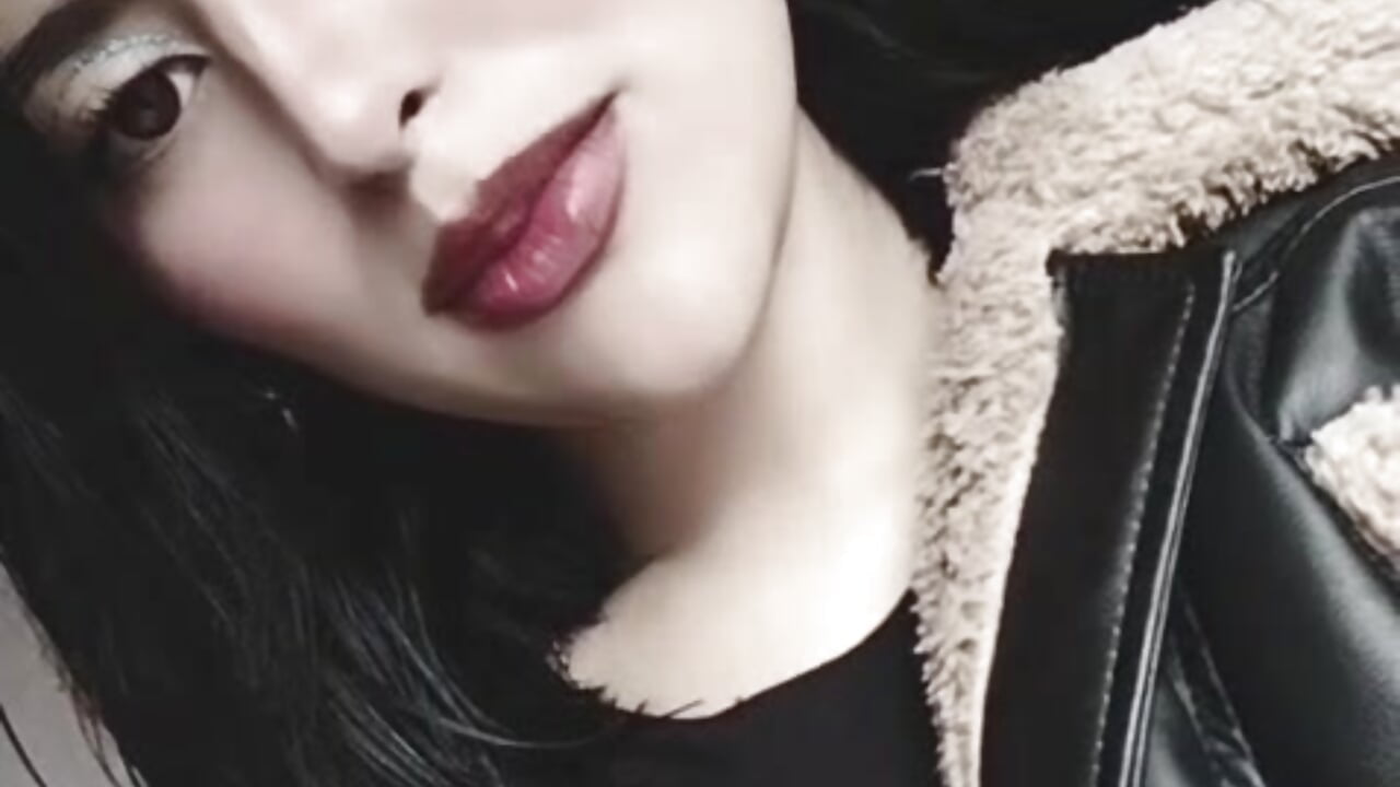 Hello - video av zhilakya cam model