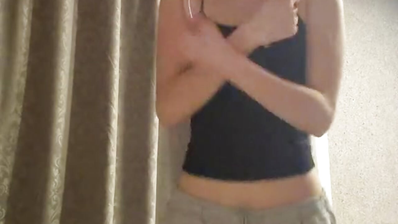 💁🏻‍♀️ - video by lilXdomiii cam model