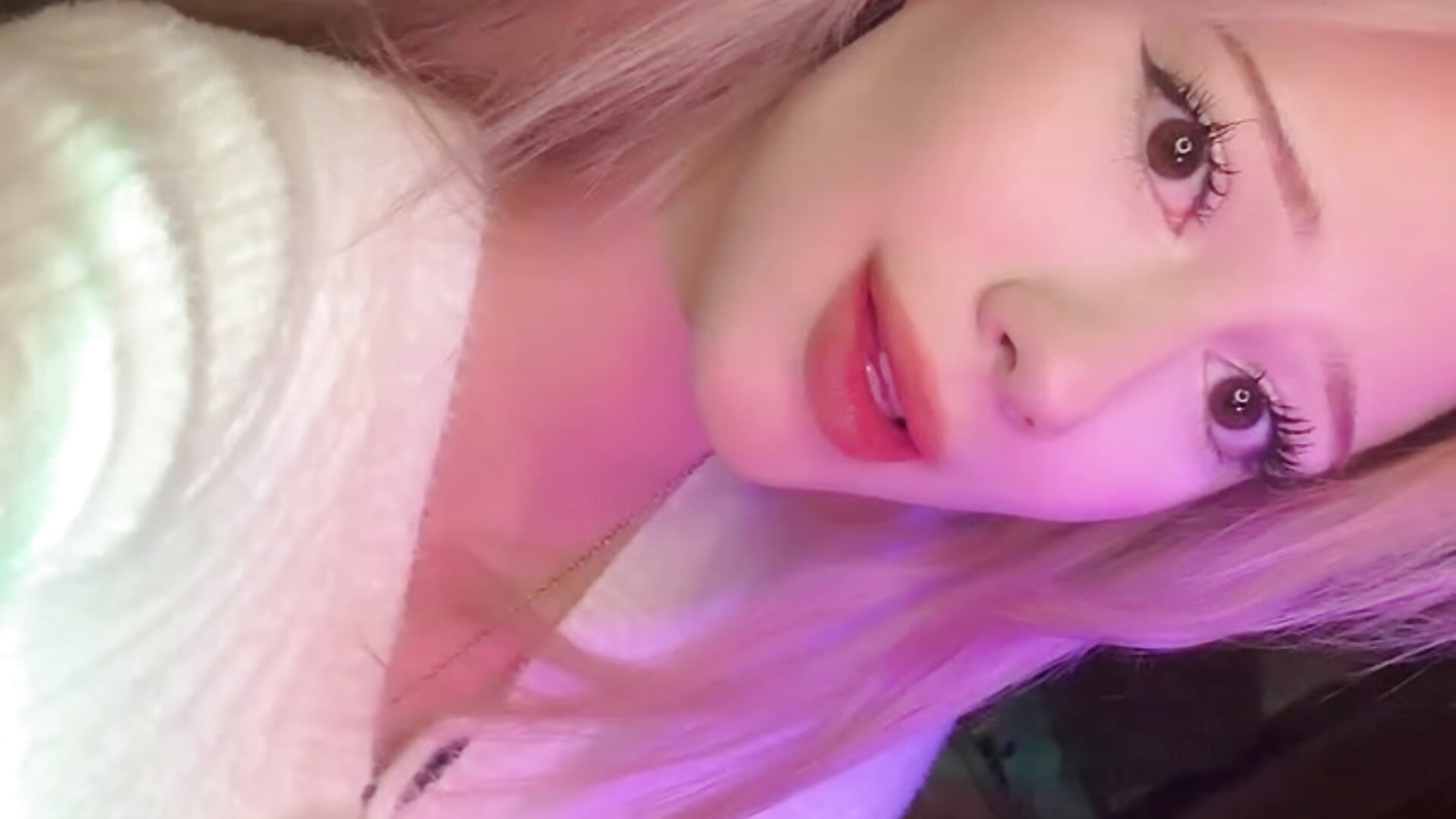 IMG_9847 - LadyFoxLove adlı kamera modelinin videosu