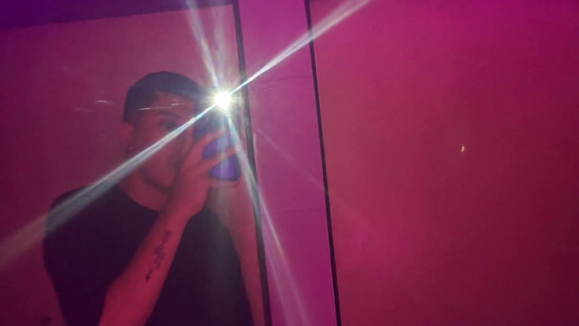 Yo - video by AlexP1090 cam model